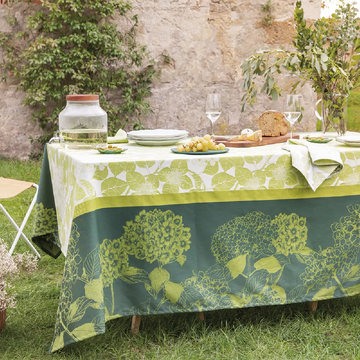 Tablecloth 100% cotton jacquard pattern green Mille hortensias vert