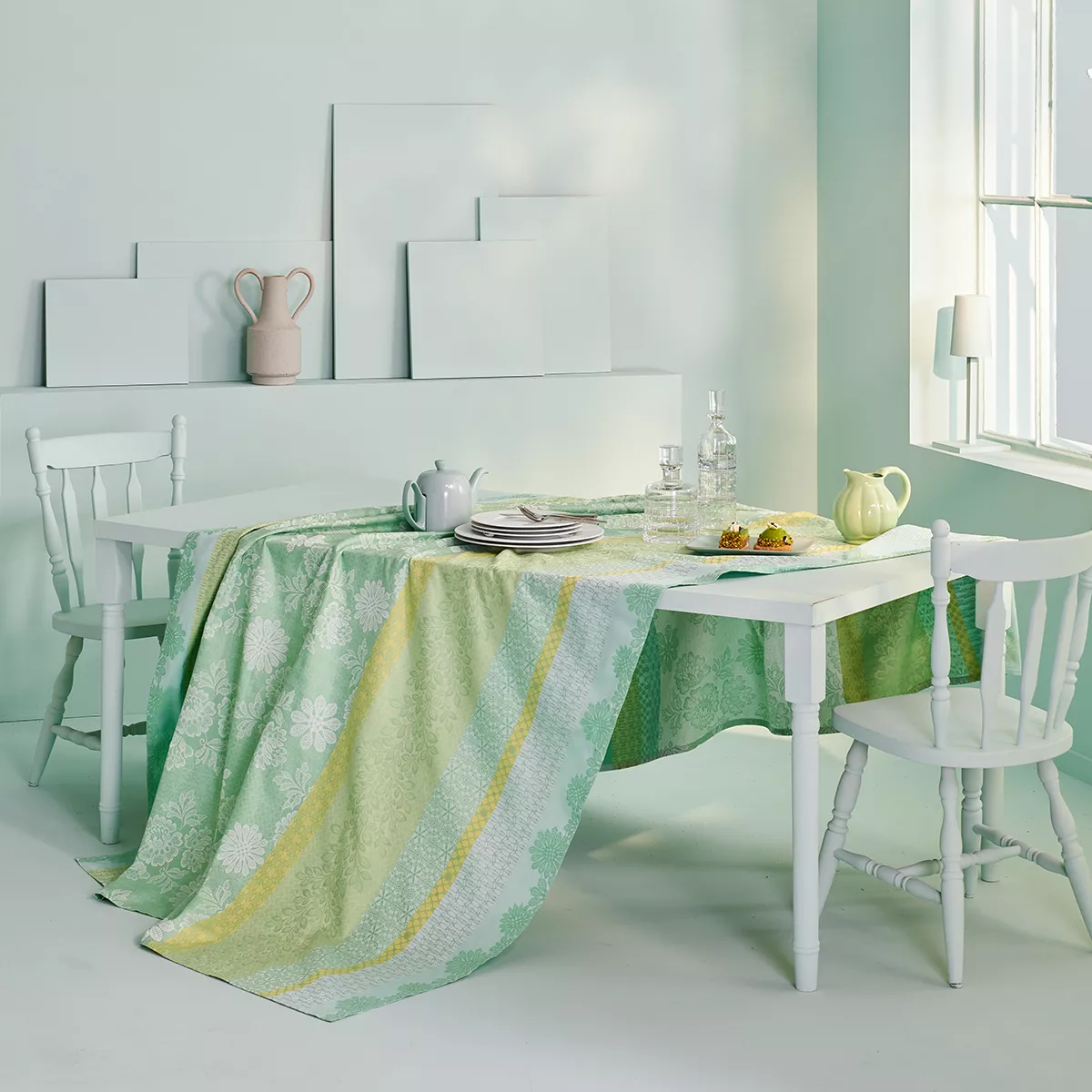 Nappe pur coton motif jacquard vert Mille lace amande