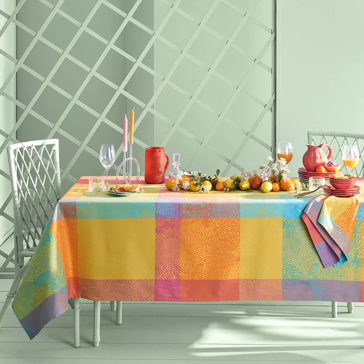 Linge de table pur coton motif jacquard orange bleu Mille vagues exotique