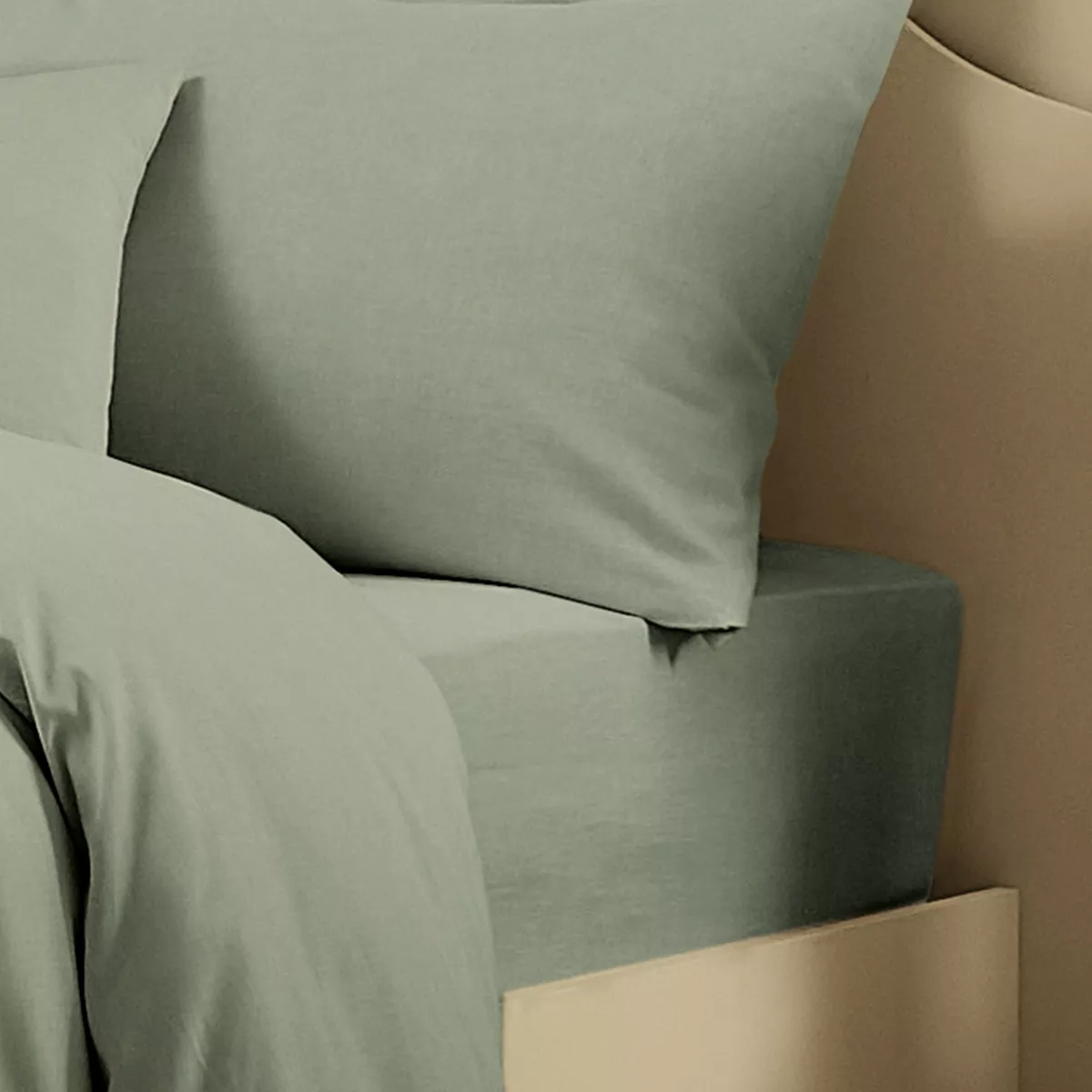 Drap housse b35 halbleinen 160 g/m² uni grün Le metis francais verde