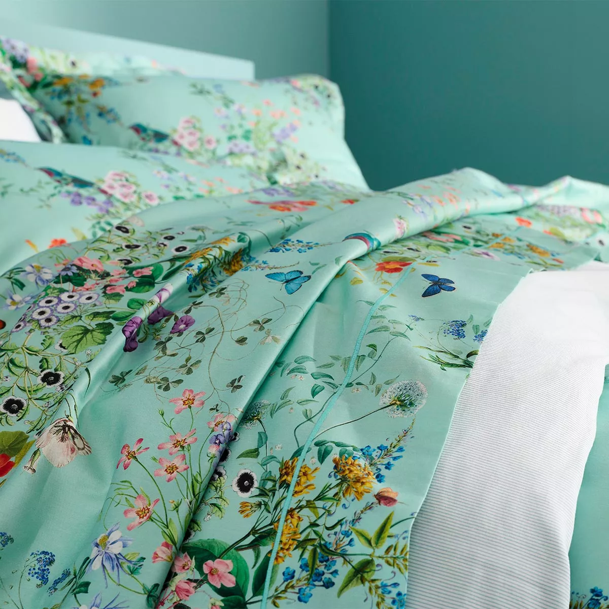 Flat sheet cotton sateen 115 gsm printed green blue Le printemps azur