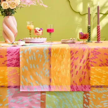 Chemin de table pur coton 220 g/m² motif jacquard vert rose Mille sources berlingot