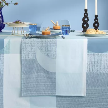 Chemin de table pur coton 220 g/m² motif jacquard vert bleu Mille textures bleu