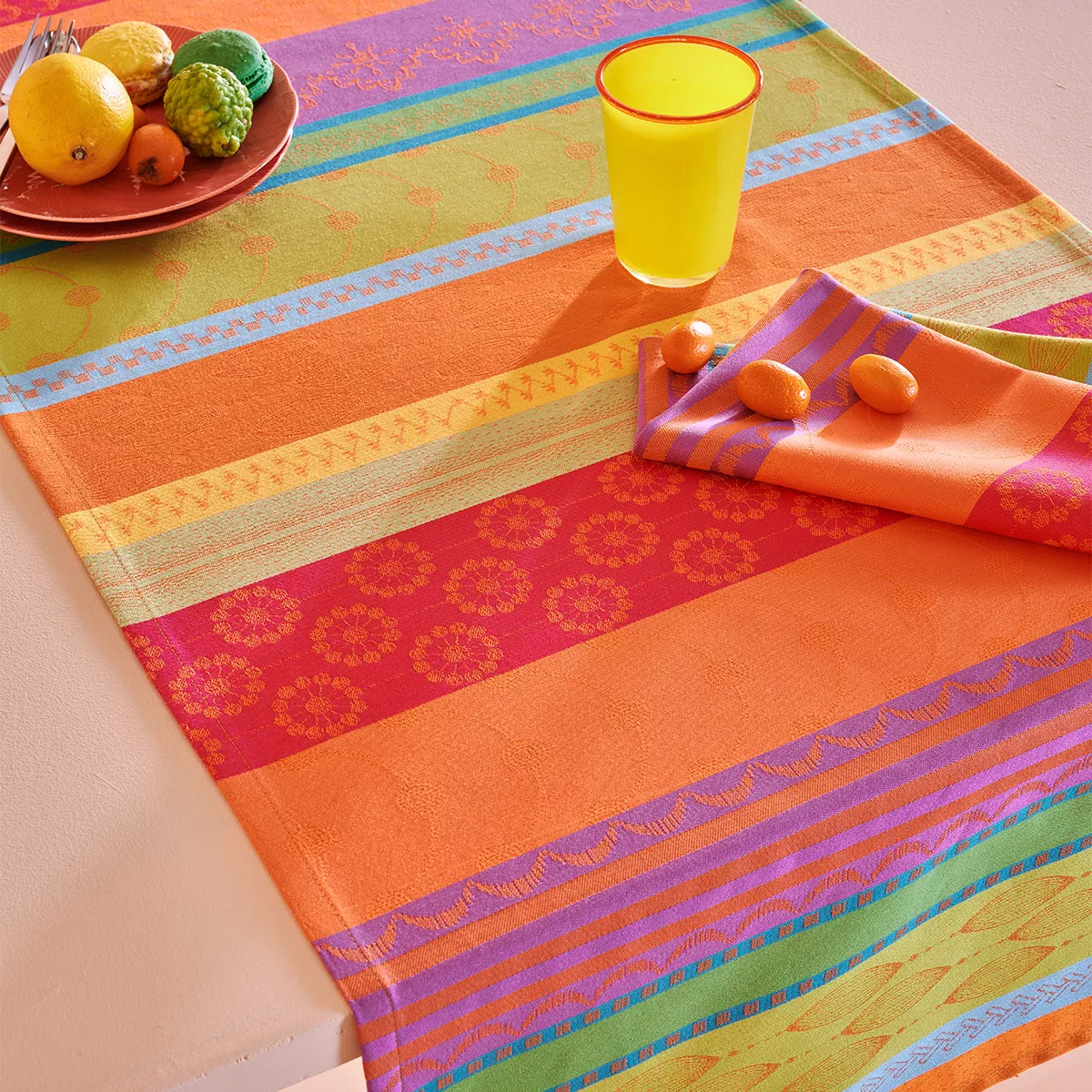 Table runner 100% cotton jacquard pattern orange green Mille broderies samba
