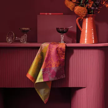 Serviette pur coton motif jacquard bordeaux orange Mille sous bois automne