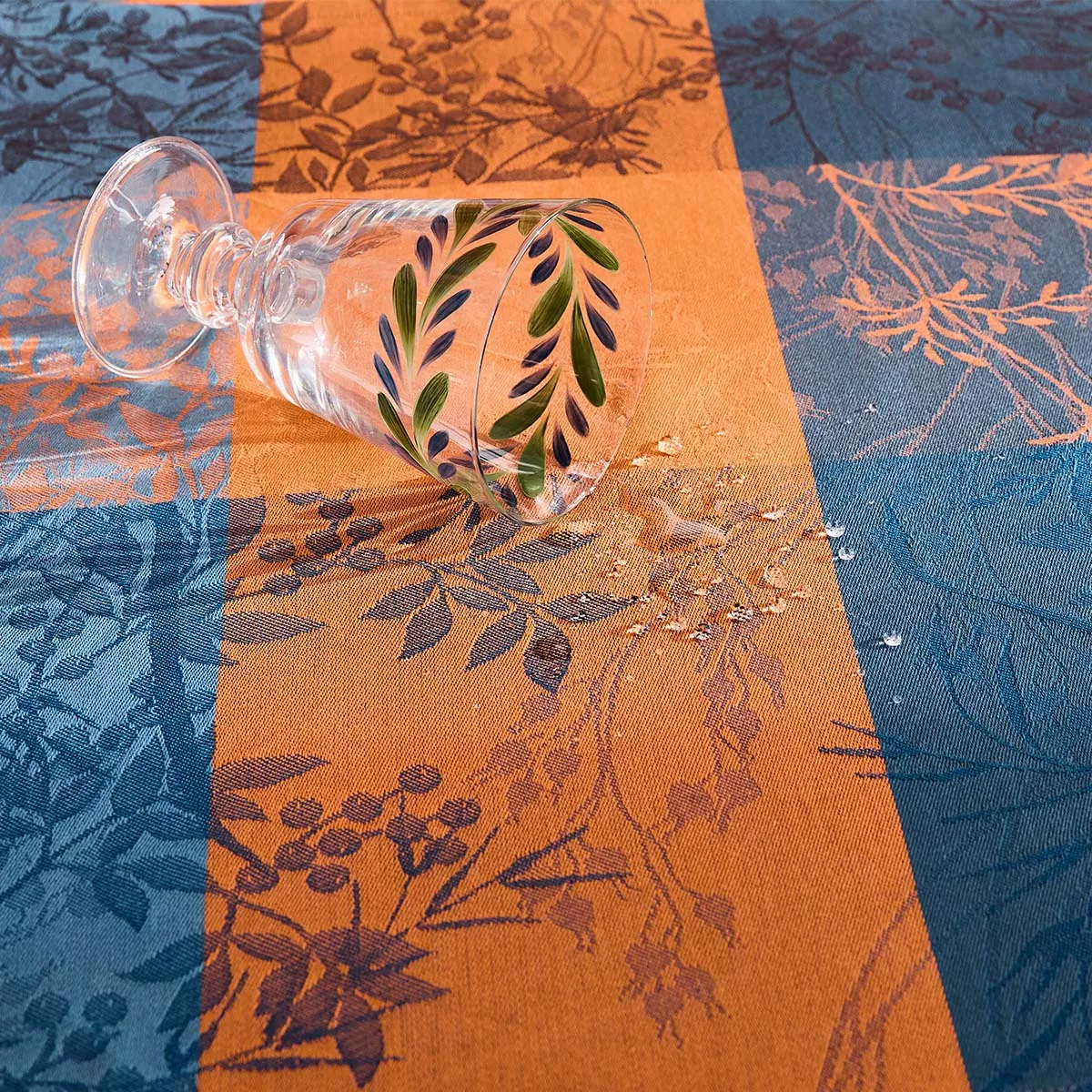 Table linen set 100% cotton coated 220 gsm jacquard pattern blue brown Mille branchages crepuscule